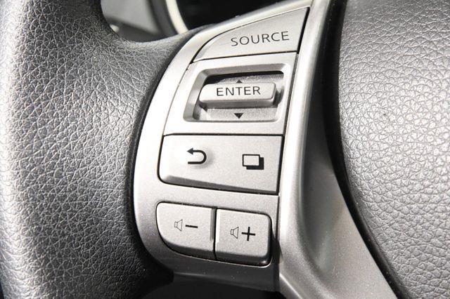 2016 Nissan Rogue SV w/ Nav & Blind Spot photo