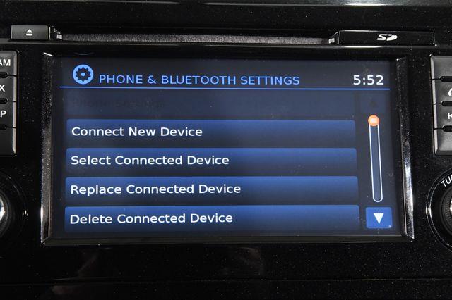 2016 Nissan Rogue SV w/ Nav & Blind Spot photo
