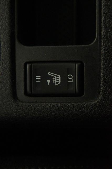 2016 Nissan Rogue SV w/ Nav & Blind Spot photo
