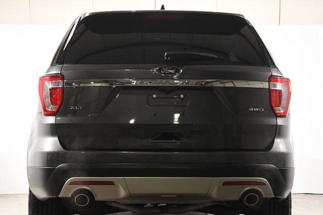 2017 Ford Explorer XLT photo