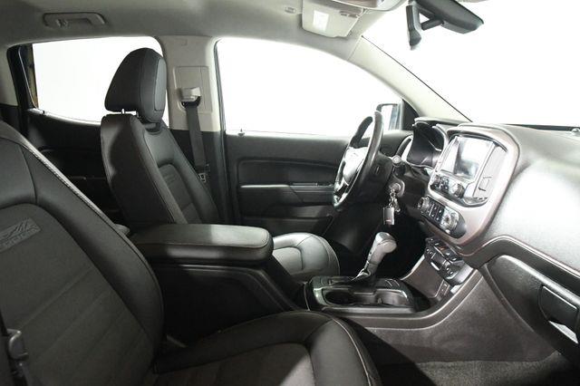 2016 GMC Canyon All-Terrain SLT photo