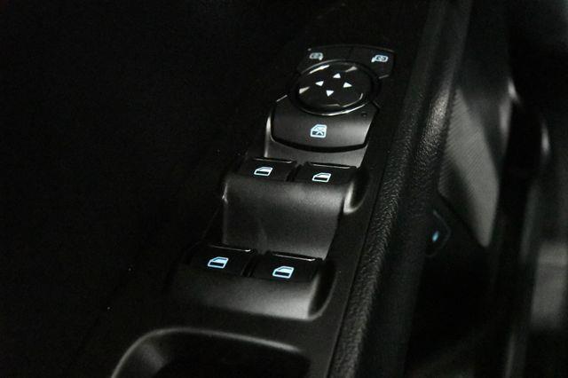 2017 Ford Fusion Energi SE photo