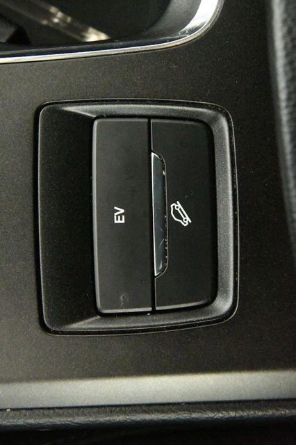 2017 Ford Fusion Energi SE photo