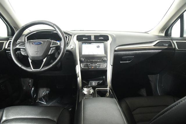 2017 Ford Fusion Energi SE photo