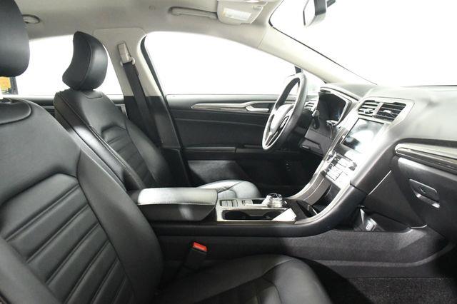 2017 Ford Fusion Energi SE photo
