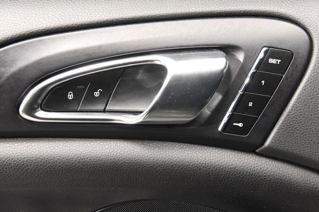 2016 Porsche Cayenne Navigation/ Blind Spot/ Heated photo