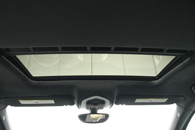 2016 Porsche Cayenne Navigation/ Blind Spot/ Heated photo