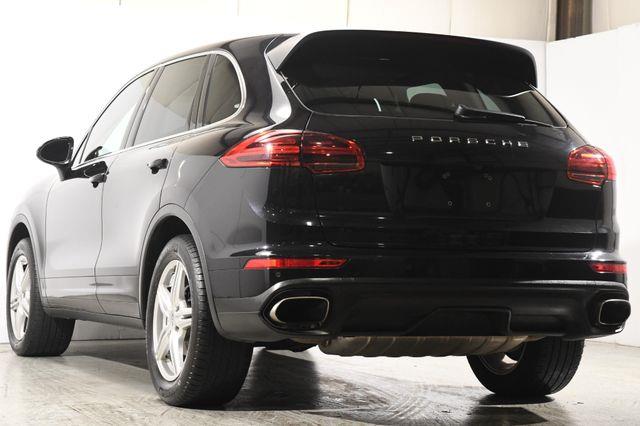 2016 Porsche Cayenne Navigation/ Blind Spot/ Heated photo