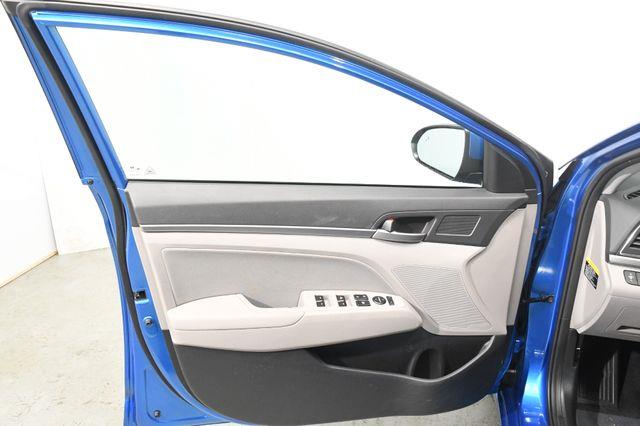 2017 Hyundai Elantra SE photo
