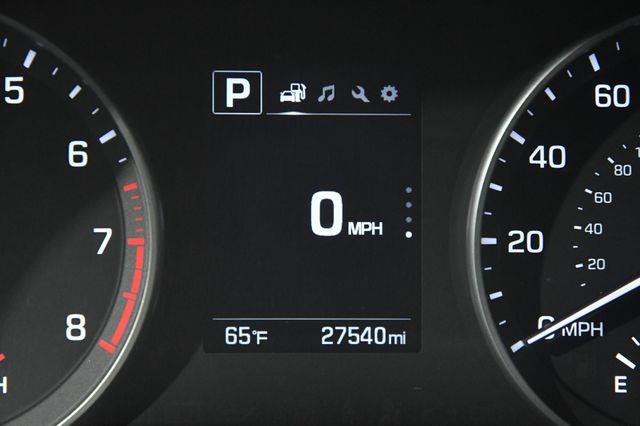 2017 Hyundai Elantra SE photo