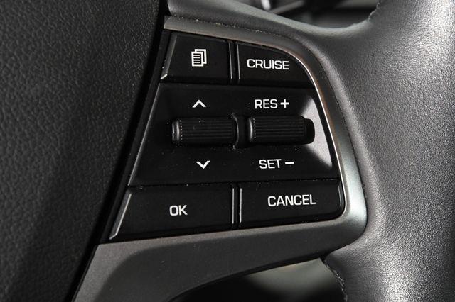 2017 Hyundai Elantra SE photo