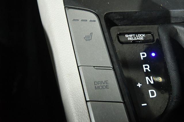 2017 Hyundai Elantra SE photo