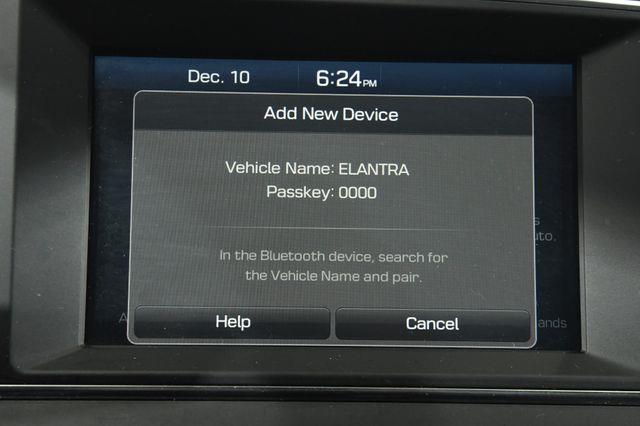 2017 Hyundai Elantra SE photo