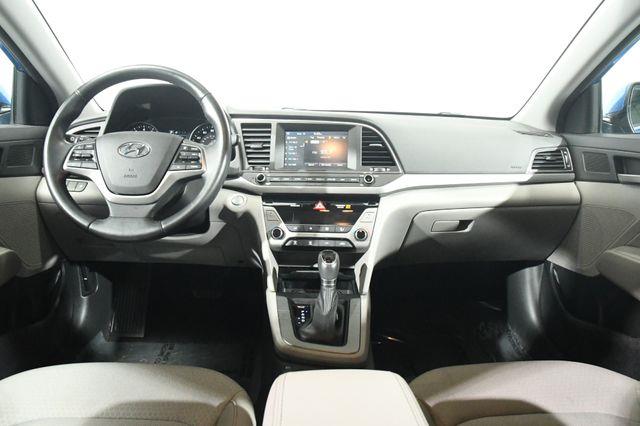 2017 Hyundai Elantra SE photo
