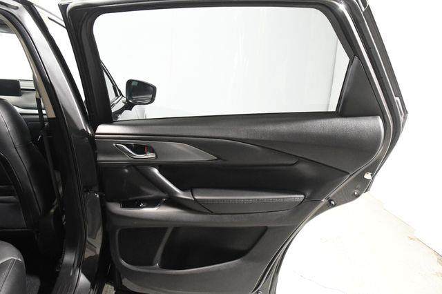 2016 Mazda CX-9 Touring photo