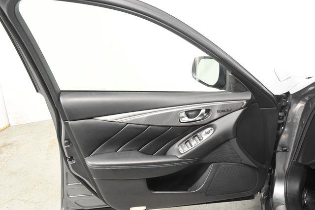 2016 Infiniti Q50 3.0t Premium Plus w/ Navigatio photo