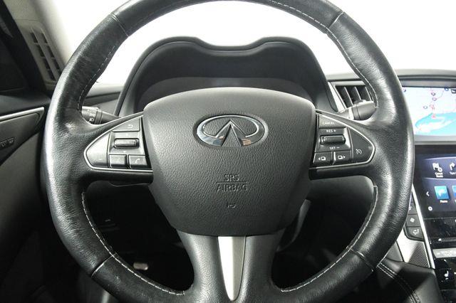 2016 Infiniti Q50 3.0t Premium Plus w/ Navigatio photo