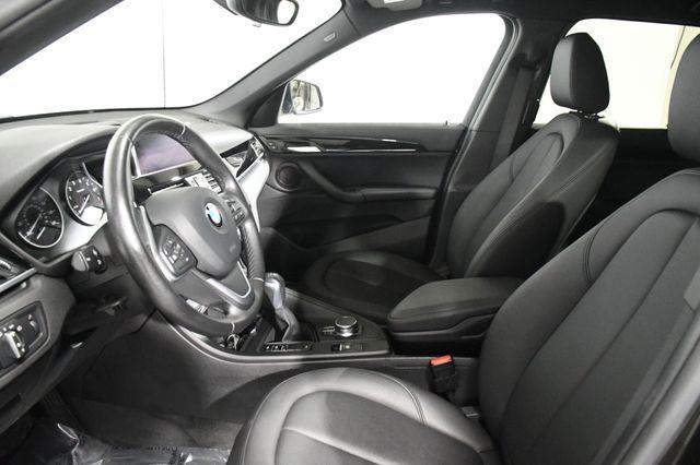 2017 BMW X1 xDrive28i SUV photo