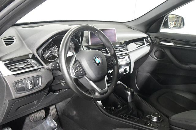2017 BMW X1 xDrive28i SUV photo