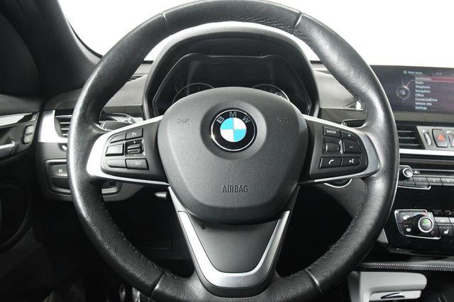 2017 BMW X1 xDrive28i SUV photo
