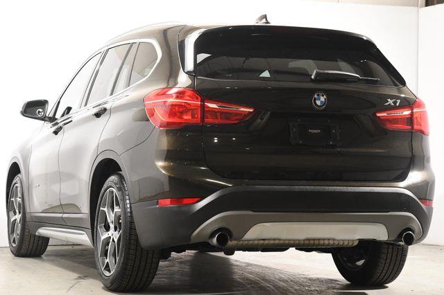 2017 BMW X1 xDrive28i SUV photo