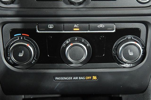 2012 Volkswagen Jetta SportWagen TDI photo