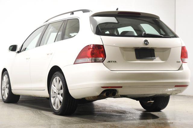 2012 Volkswagen Jetta SportWagen TDI photo