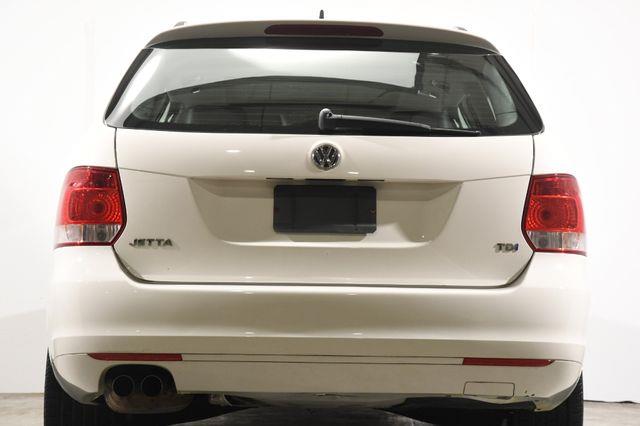 2012 Volkswagen Jetta SportWagen TDI photo