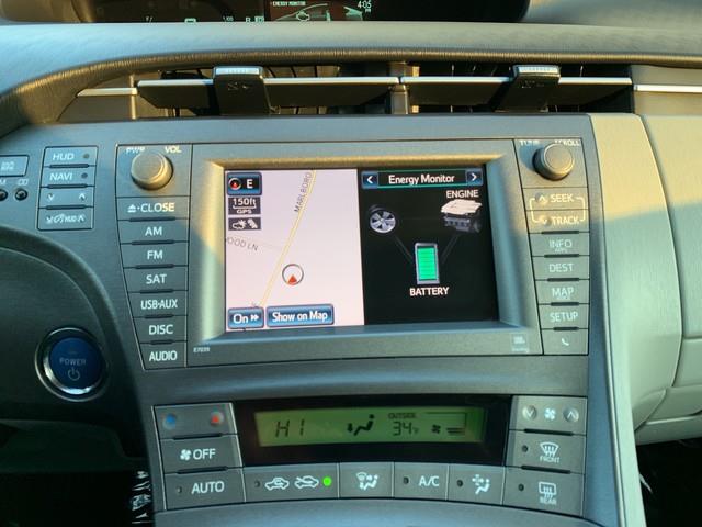 2012 Toyota Prius Two photo