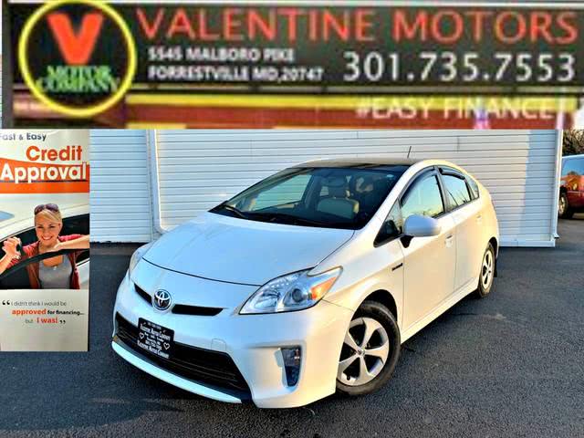The 2012 Toyota Prius Two photos