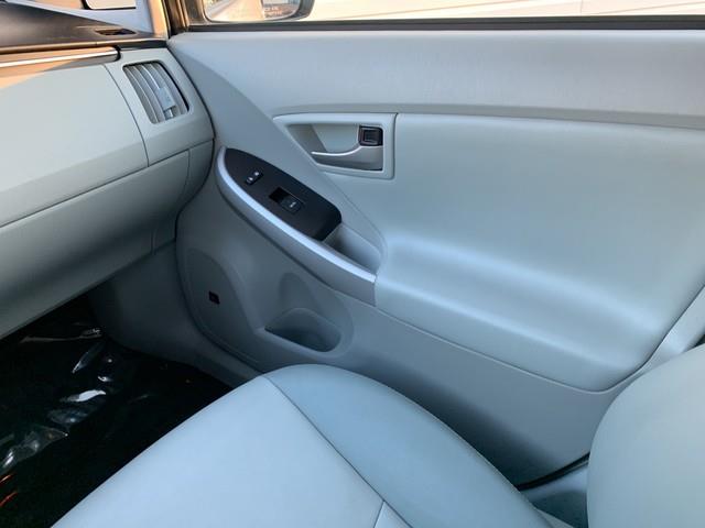 2012 Toyota Prius Two photo