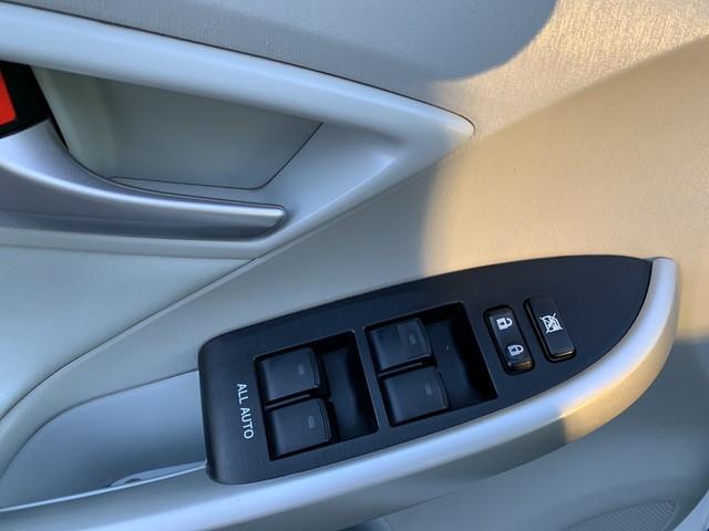 2012 Toyota Prius Two photo