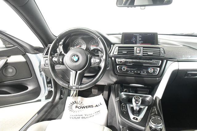 2015 BMW M4 Coupe photo