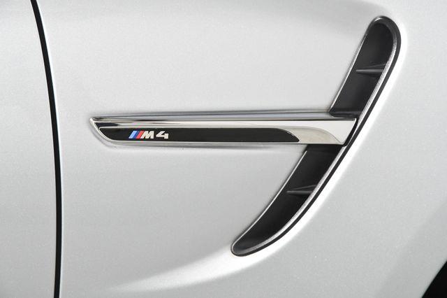 2015 BMW M4 Coupe photo