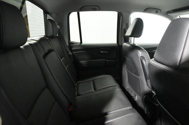 2017 Honda Ridgeline RTL photo