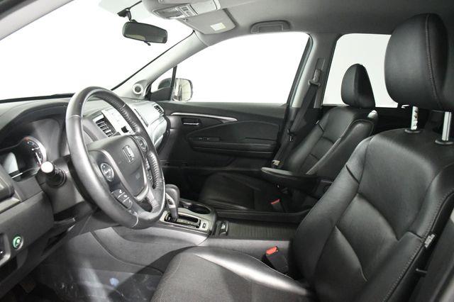 2017 Honda Ridgeline RTL photo