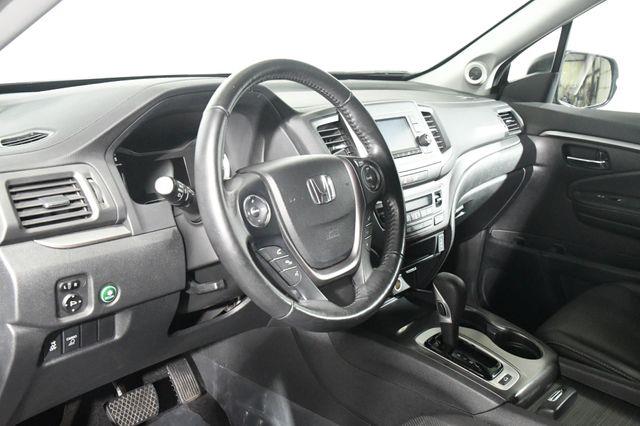 2017 Honda Ridgeline RTL photo