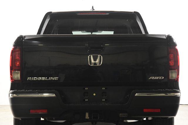 2017 Honda Ridgeline RTL photo