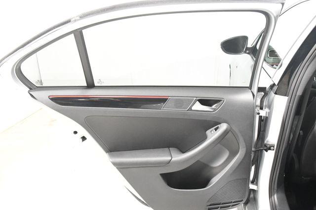 2016 Volkswagen Jetta 2.0T GLI SE photo