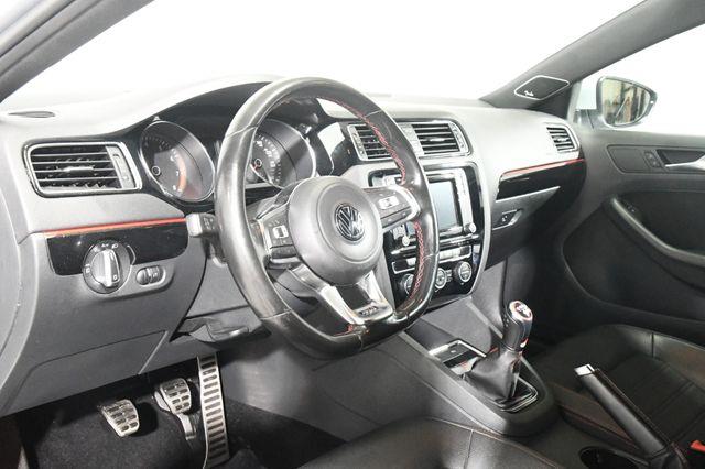 2016 Volkswagen Jetta 2.0T GLI SE photo