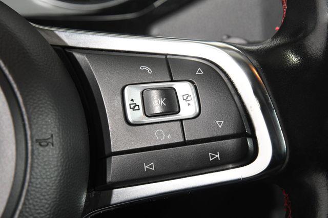 2016 Volkswagen Jetta 2.0T GLI SE photo