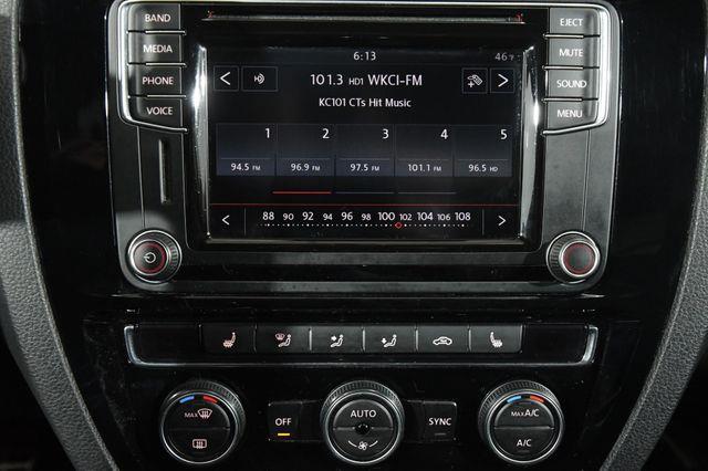 2016 Volkswagen Jetta 2.0T GLI SE photo