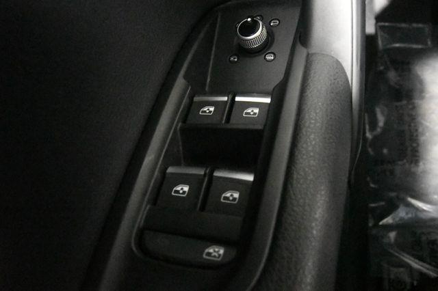 2018 Audi Q5 Tech Premium w/ Virtual Cockpi photo