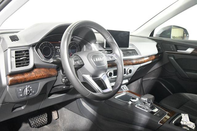 2018 Audi Q5 Tech Premium w/ Virtual Cockpi photo