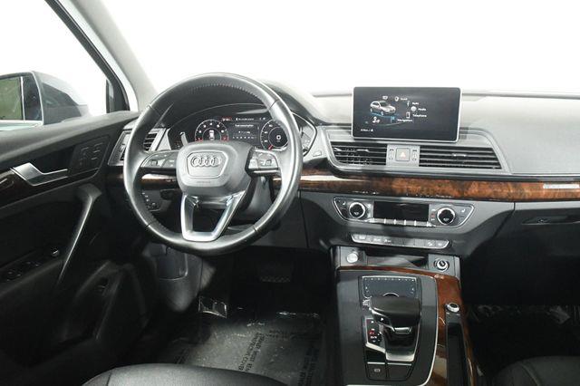 2018 Audi Q5 Tech Premium w/ Virtual Cockpi photo