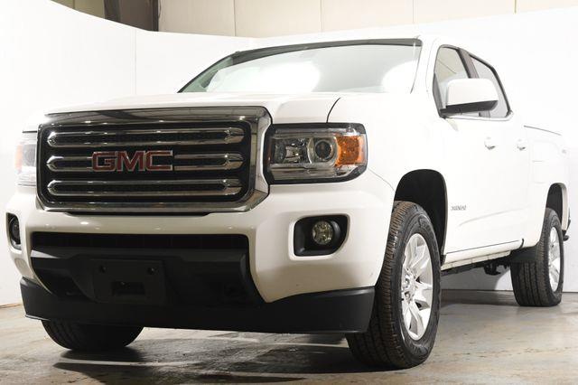 The 2016 GMC Canyon 4WD SLE w/ Navigation photos