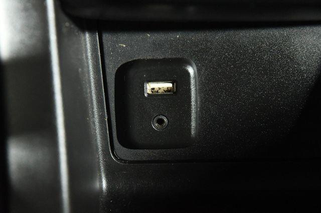 2016 GMC Canyon 4WD SLE w/ Navigation photo