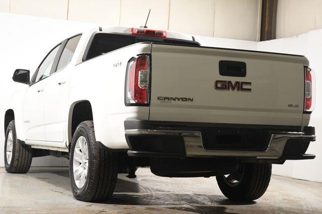 2016 GMC Canyon 4WD SLE w/ Navigation photo