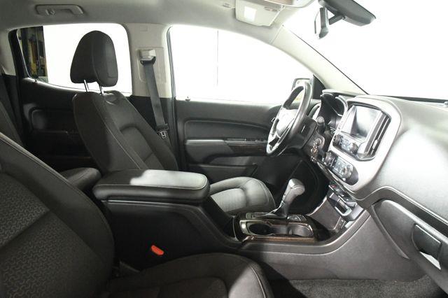2016 GMC Canyon 4WD SLE w/ Navigation photo