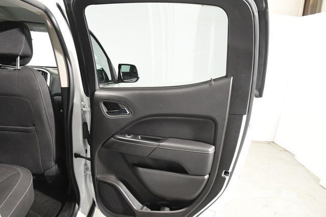 2016 GMC Canyon 4WD SLE w/ Navigation photo